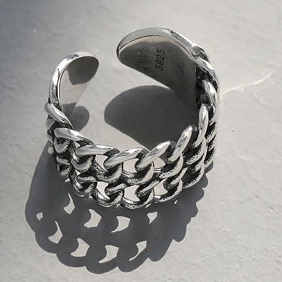The Double Link Punk Ring in antiqued 925 silver. - Picture 4 of 10